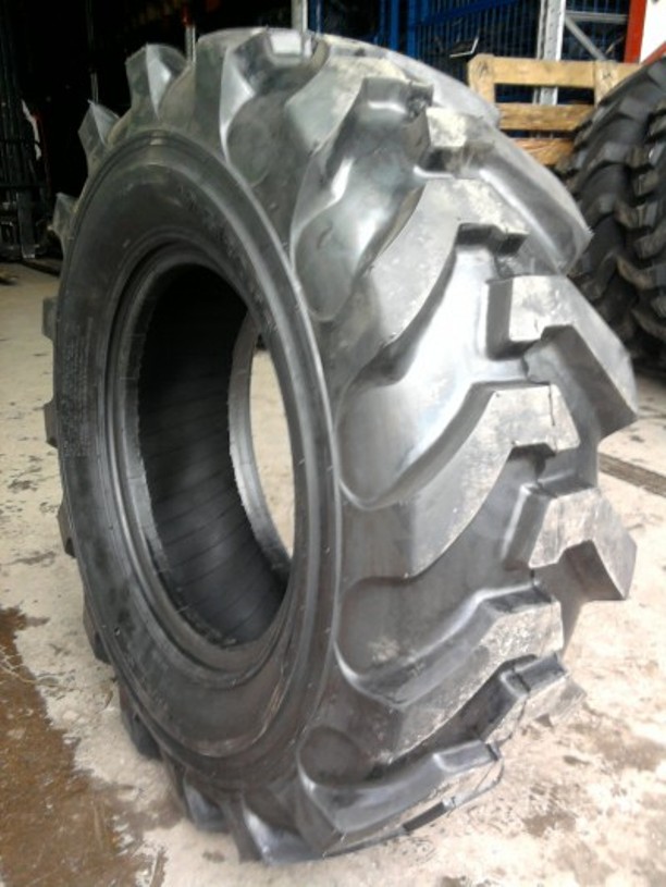 шина 12.5/80-18 с протектором IMP600 QH 603
