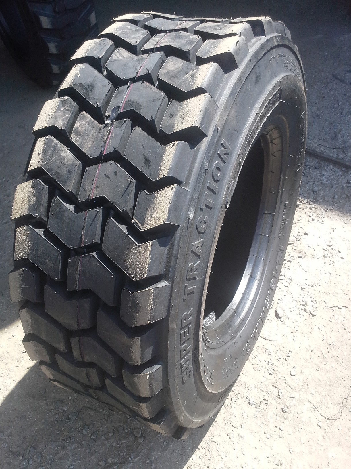 шина 10-16.5 с протектором RG400 SKS-4